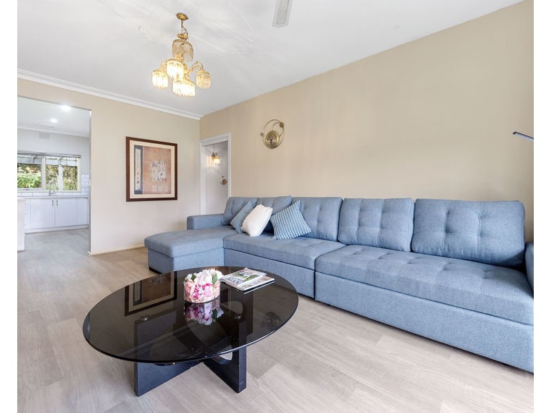 5 Glenfern Road, Ferntree Gully VIC 3156