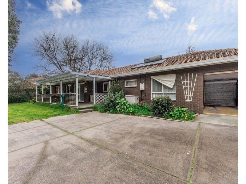 5 Glenfern Road, Ferntree Gully VIC 3156