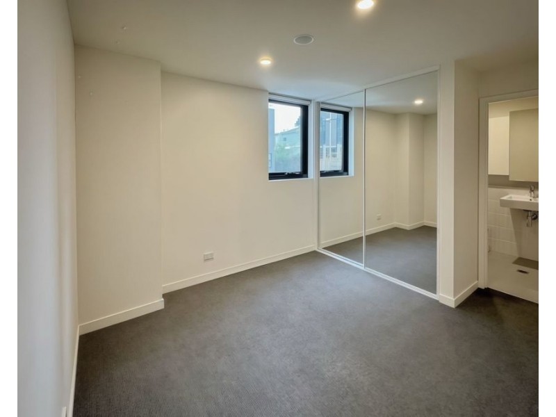 211/2 Archibald Street, Box Hill VIC 3128