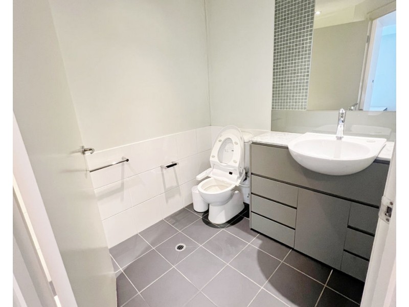 2203/222 Russell Street, Melbourne VIC 3000