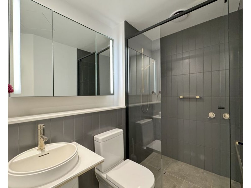 1911/228 La Trobe Street, Melbourne VIC 3000