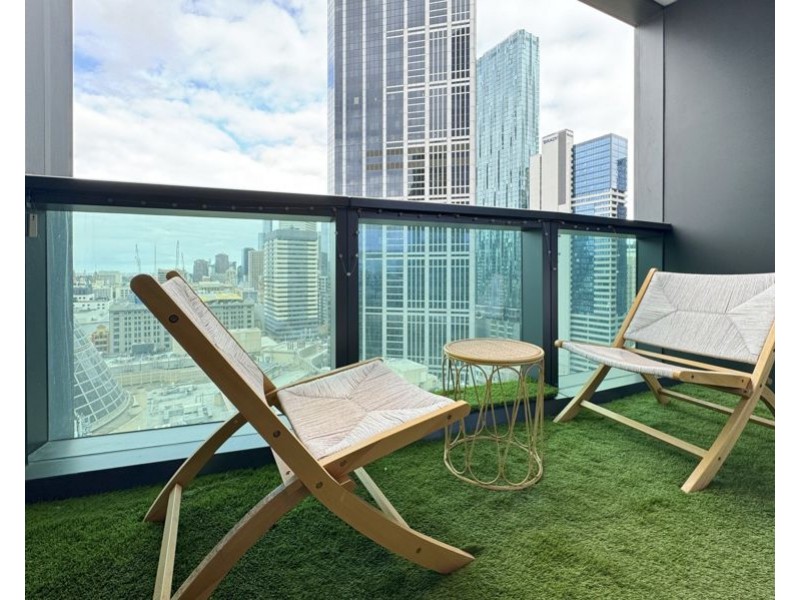1911/228 La Trobe Street, Melbourne VIC 3000