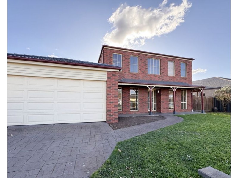 16 Banjo Paterson Circle, Point Cook VIC 3030