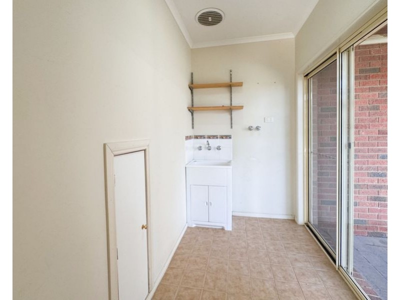 16 Banjo Paterson Circle, Point Cook VIC 3030