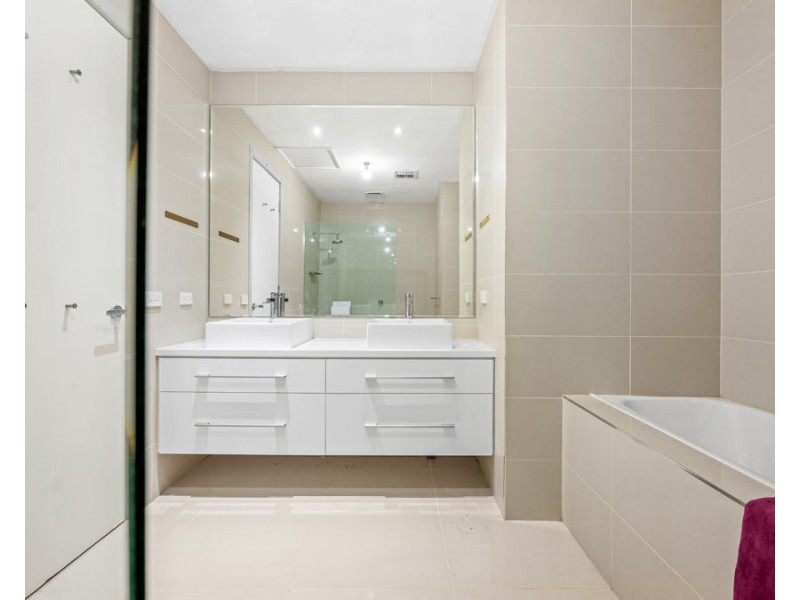 3/53 Finlayson St, Doncaster VIC 3108