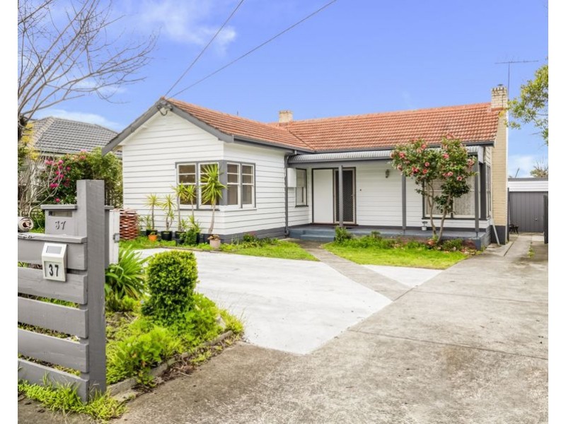 37 High St Rd, Ashwood VIC 3147