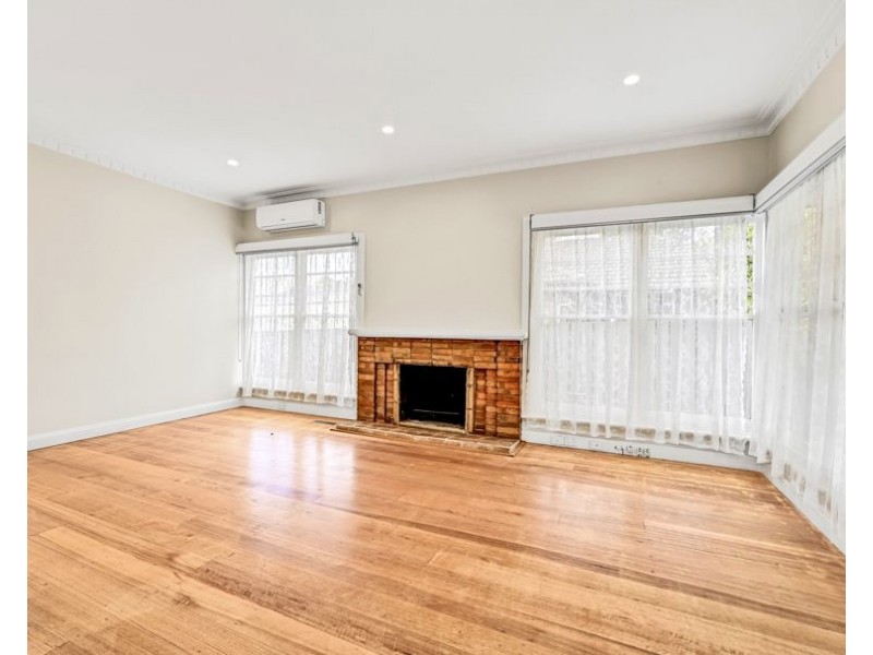 37 High St Rd, Ashwood VIC 3147