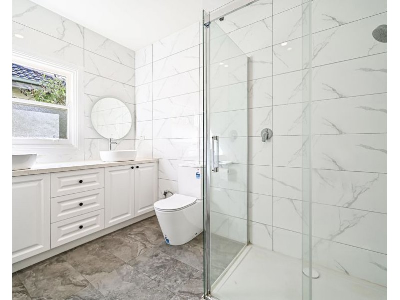 37 High St Rd, Ashwood VIC 3147