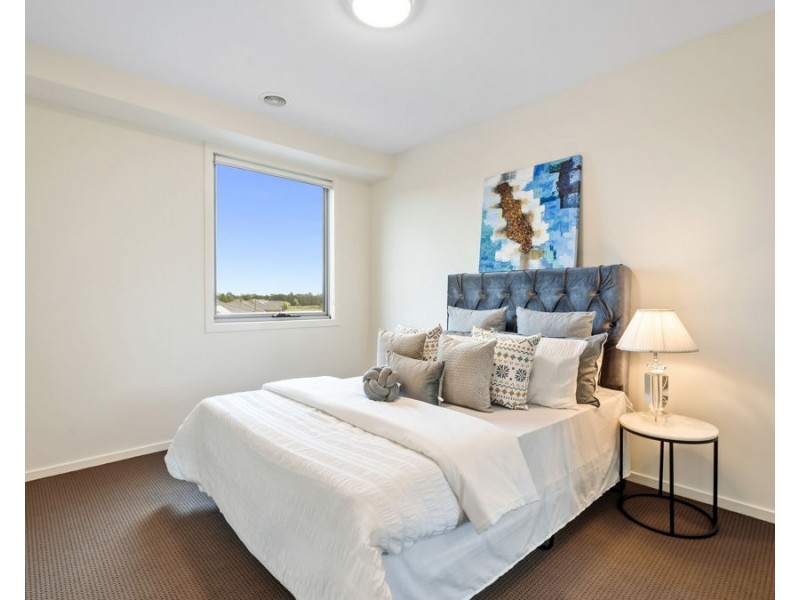 125 Bunjil Way, Knoxfield VIC 3180