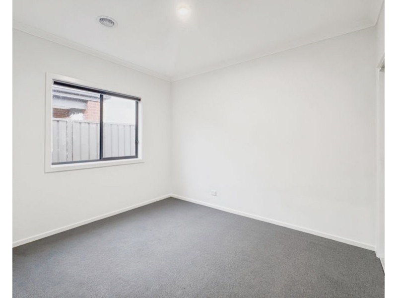 6 Celestial Circuit, Tarneit VIC 3029