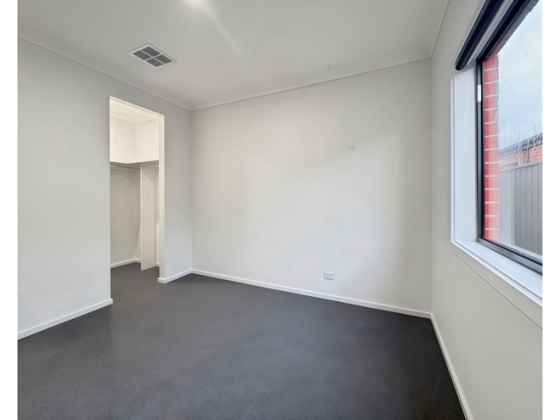 6 Celestial Circuit, Tarneit VIC 3029