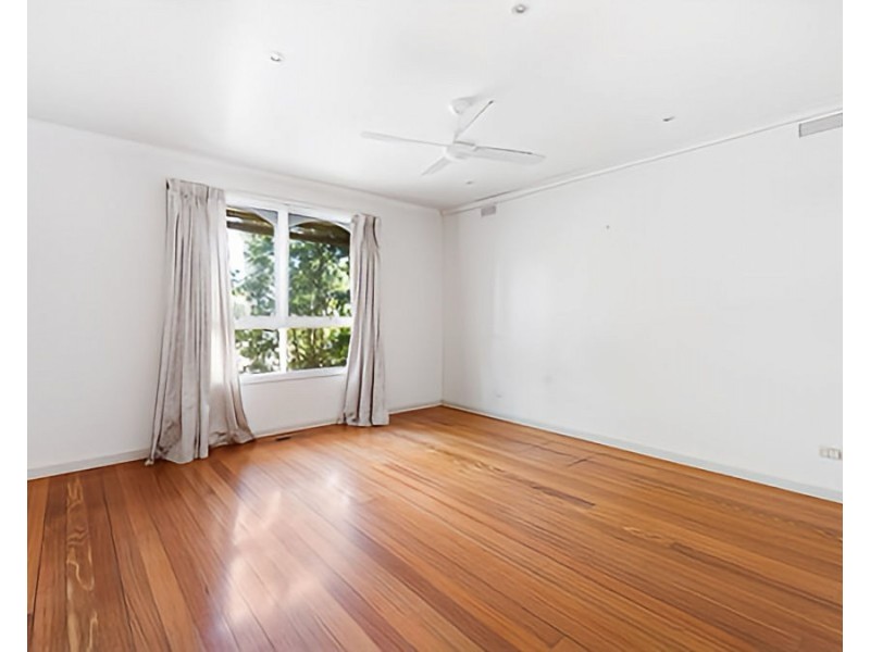 1 Ashton Road, Ferntree Gully VIC 3156