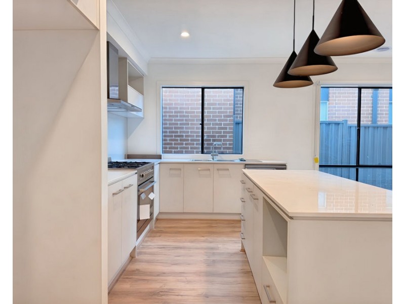 16 Kobi Street, Tarneit VIC 3029