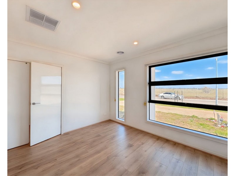 16 Kobi Street, Tarneit VIC 3029