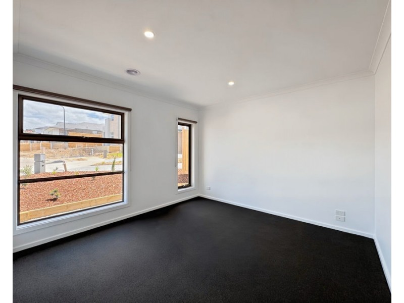 41 Allan Close, Pakenham VIC 3810