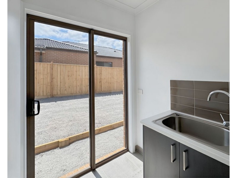 41 Allan Close, Pakenham VIC 3810