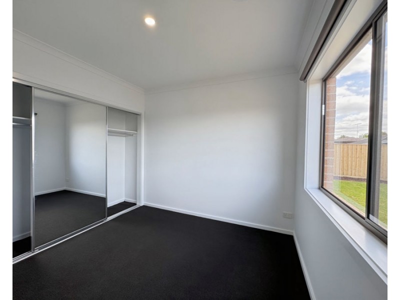 41 Allan Close, Pakenham VIC 3810