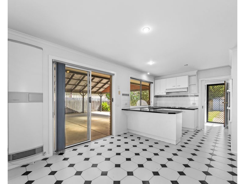 41 Trethowan Avenue, Melton West VIC 3337