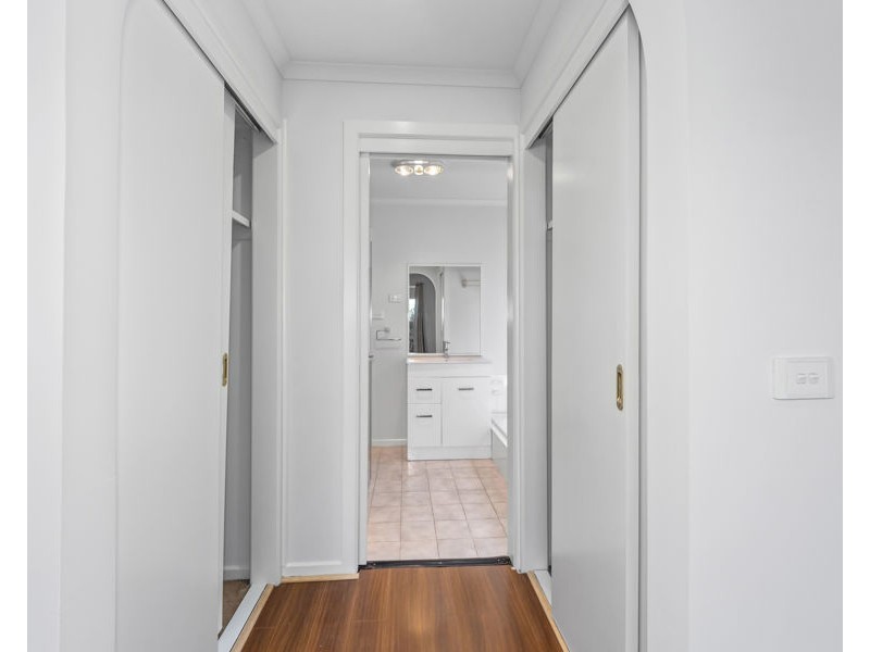 41 Trethowan Avenue, Melton West VIC 3337