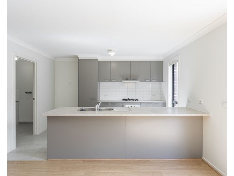 13 Spriggs Drive, Croydon VIC 3136