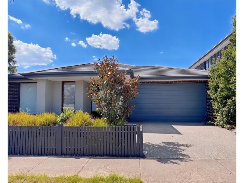 57 Whitfield Cres, Craigieburn VIC 3064