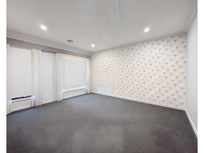 57 Whitfield Cres, Craigieburn VIC 3064