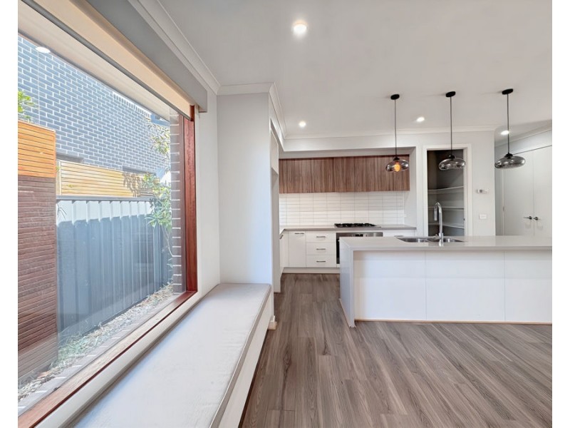 57 Whitfield Cres, Craigieburn VIC 3064