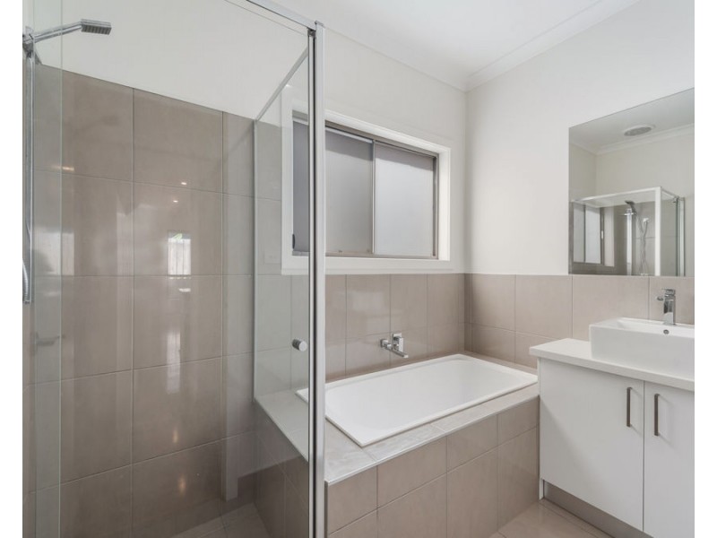 36 Hodgson Avenue, Tarneit VIC 3029