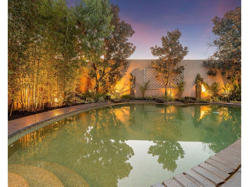 28 Plummer Avenue, Frankston South VIC 3199