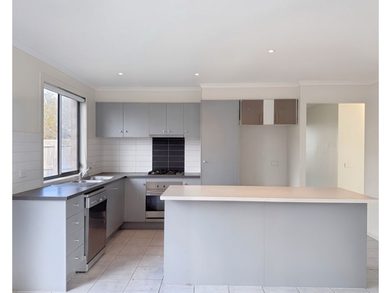 14 Andrew Road, Truganina VIC 3029
