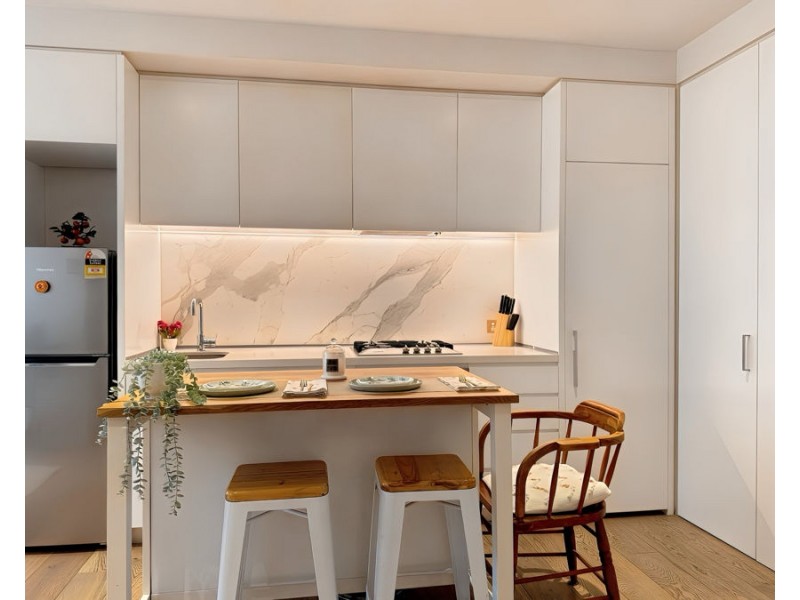 111/77 Queens Road, Melbourne VIC 3000