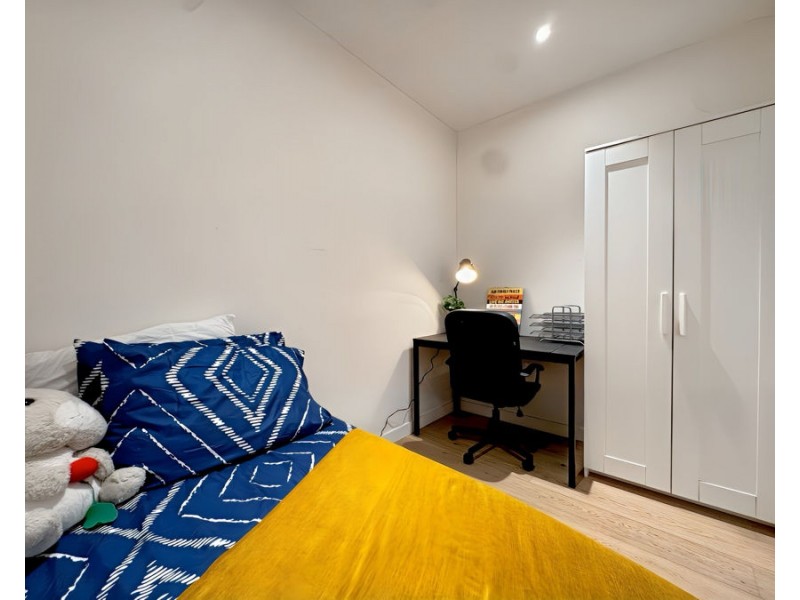 111/77 Queens Road, Melbourne VIC 3000