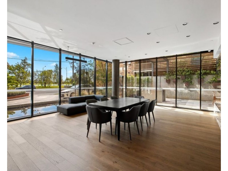 111/77 Queens Road, Melbourne VIC 3000