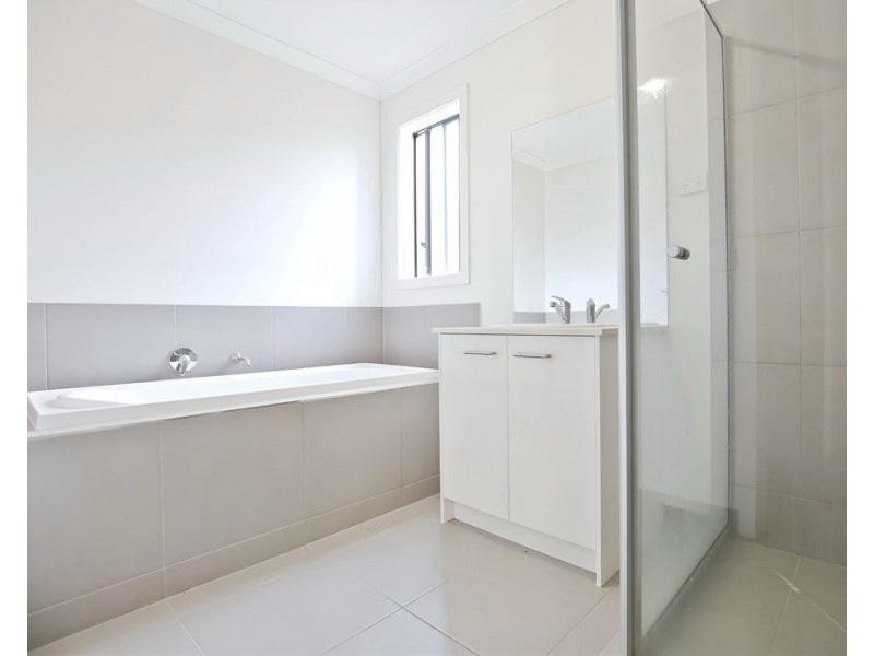 13 Scorpio Crescent, Truganina VIC 3029