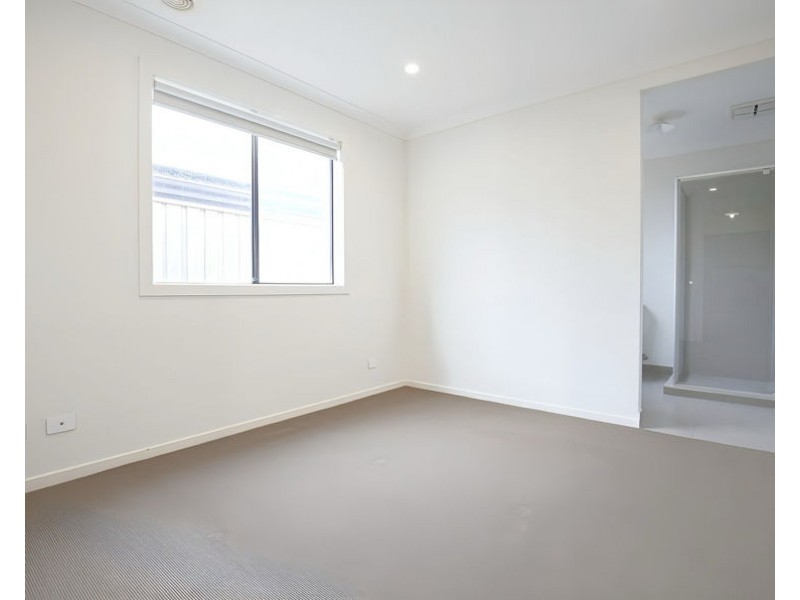 13 Scorpio Crescent, Truganina VIC 3029