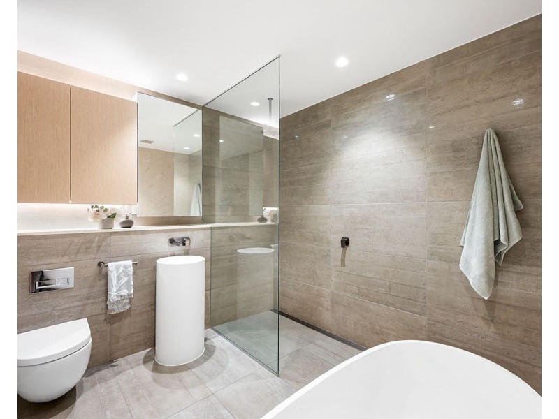 232 River Esplanade, Docklands VIC 3008