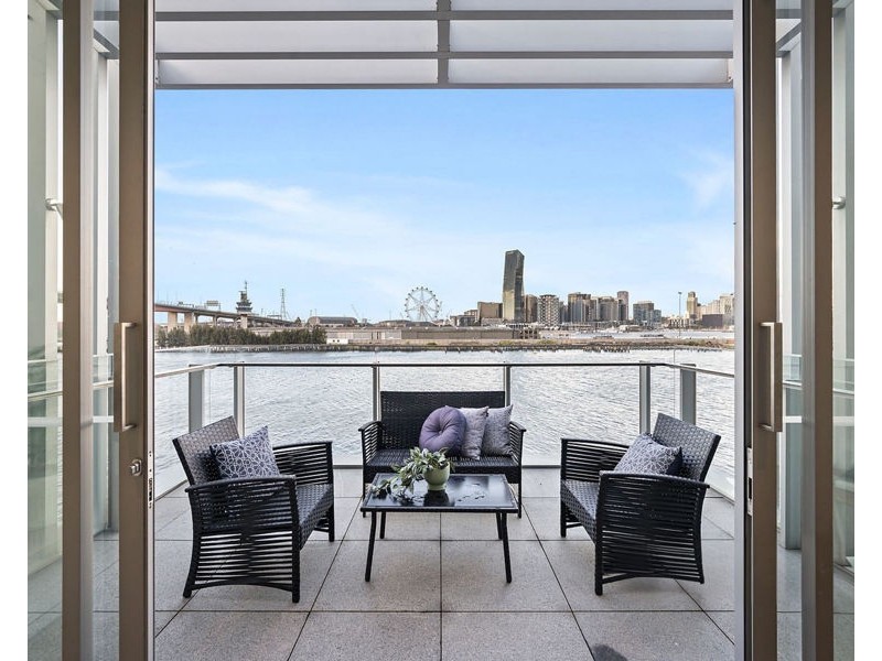 232 River Esplanade, Docklands VIC 3008