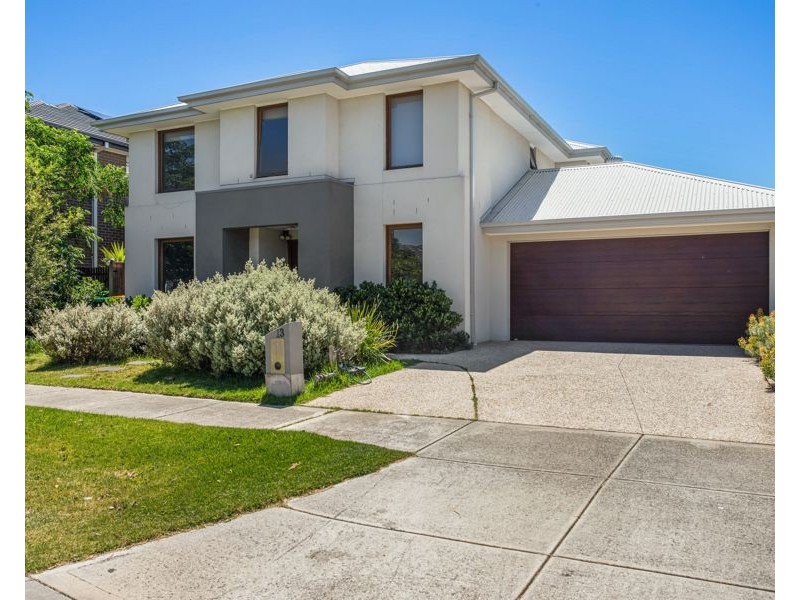 13 Hartwood Avenue, Williams Landing VIC 3027