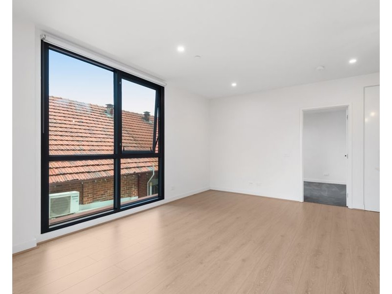 110/28 Swindon Road, Hughesdale VIC 3166