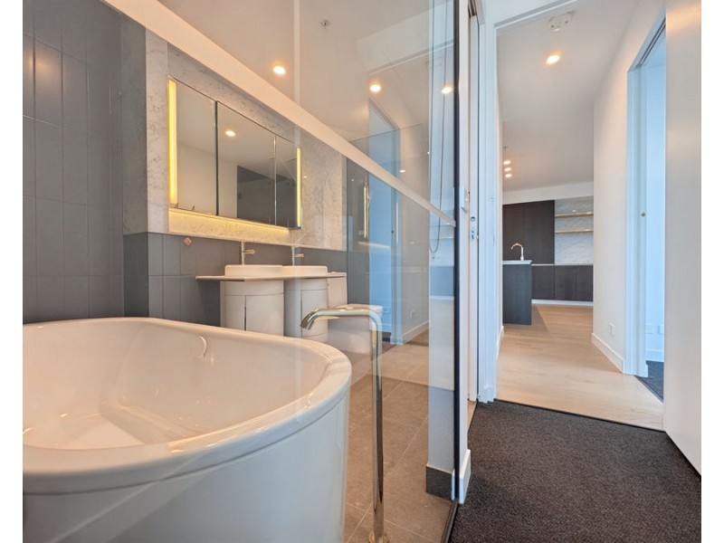 7706/228 La Trobe St, Melbourne VIC 3000