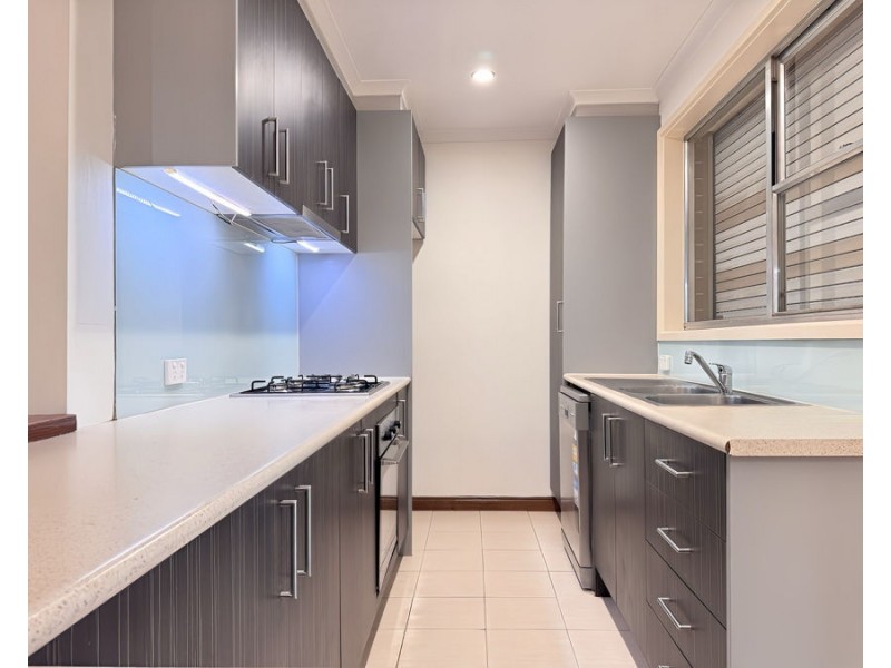 15 Rautman Cres, Sunshine West VIC 3020