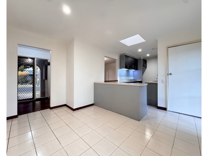 15 Rautman Cres, Sunshine West VIC 3020