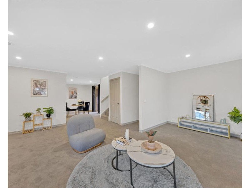 1/215 Millers Rd, Altona North VIC 3025