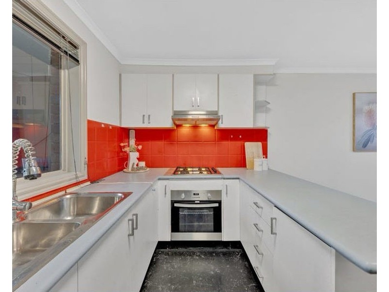 1/215 Millers Rd, Altona North VIC 3025