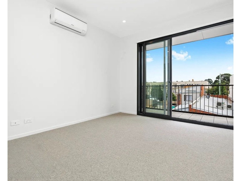 14/3 Adelaide St, Mckinnon VIC 3204