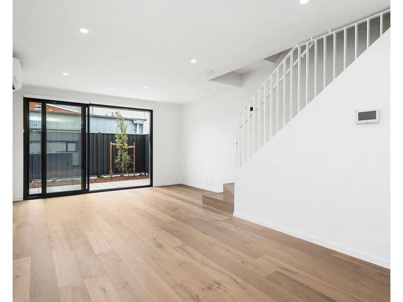 14/3 Adelaide St, Mckinnon VIC 3204