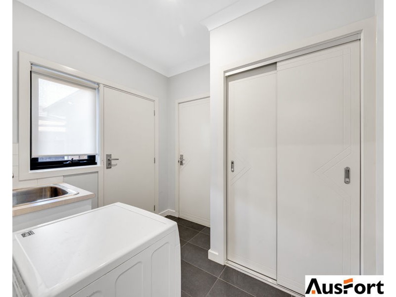 9 Juniper Avenue, Point Cook VIC 3030