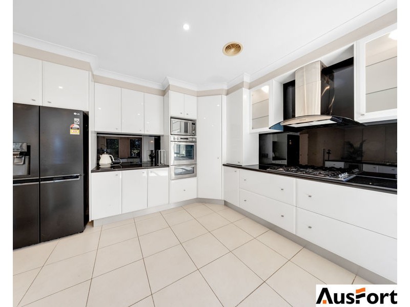 9 Juniper Avenue, Point Cook VIC 3030