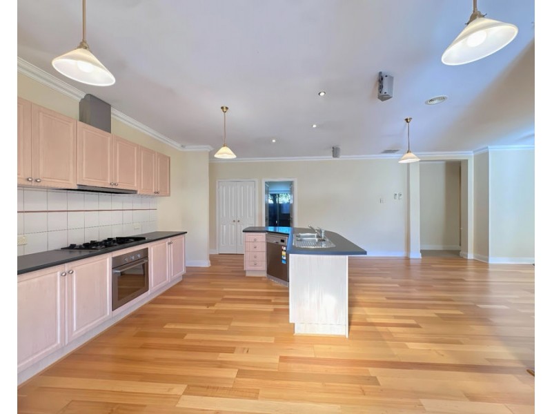 1 Wakefield Court, Point Cook VIC 3030