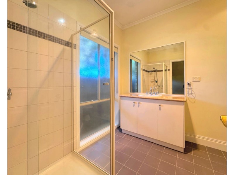 1 Wakefield Court, Point Cook VIC 3030